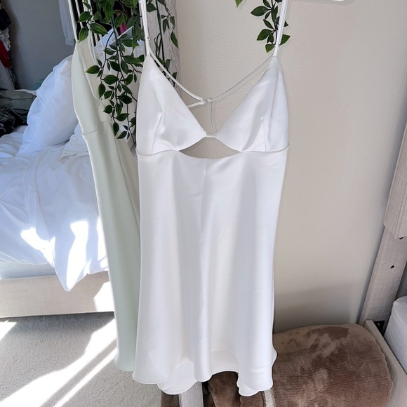 Zara Dresses & Skirts - White dress perfect for graduations